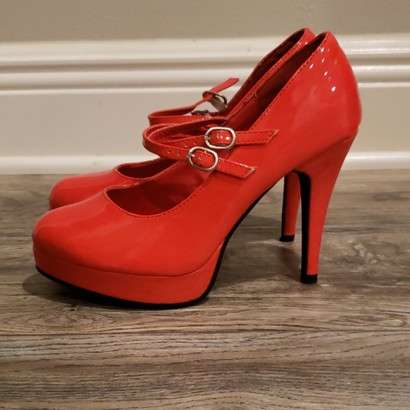 Red Heels - Picture 2 of 5
